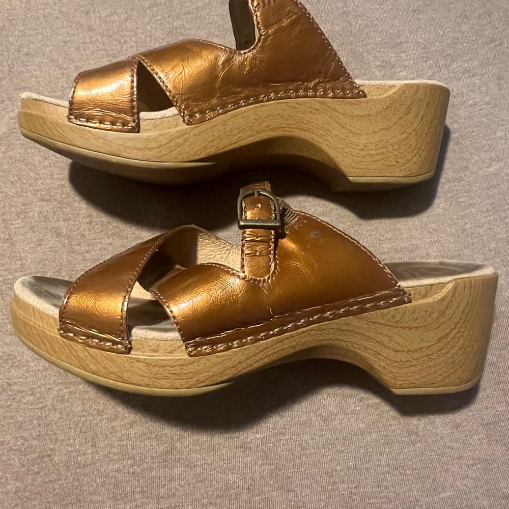 Dansko Women's Brown Leather Slide Sandals with Wood-Effect Heel Dansko